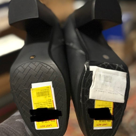 NWT Giani Bernini Women’s Olaa Memory Foam Block Heel Booties - Picture 9 of 9